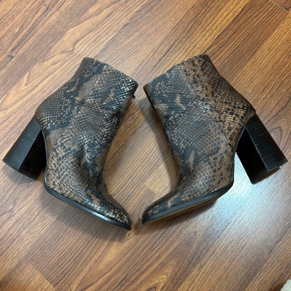 Massimo Dutti Snake Print Ankle Boots Sz 36 / US 6 - Picture 3 of 7